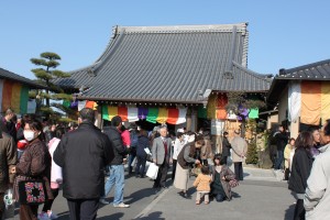 厄除大祭　境内